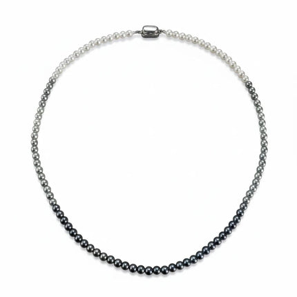 Tempo A Tempo Shelly necklace featuring a gradient of glass pearls with a hypoallergenic stainless steel clasp