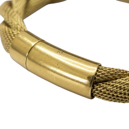 Tempo A Tempo gold mesh braided bracelet for women with magnetic clasp. Elegant and versatile.