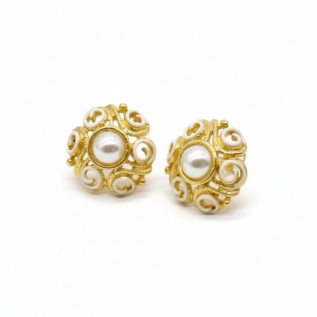 Tempo A Tempo baroque-style gold earrings with white enamel swirls and a central pearl. Vintage design.