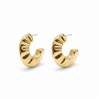 Tempo A Tempo gold-plated stainless steel hoop earrings with a wavy, shell-inspired design, 3 cm diameter.