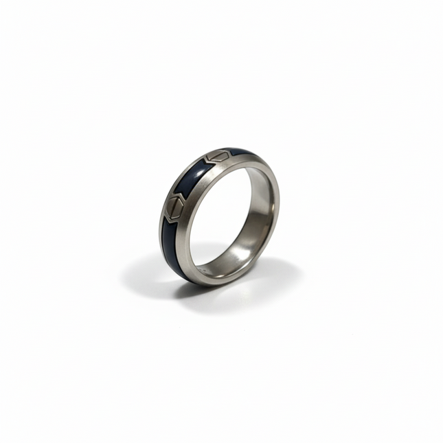 Tempo A Tempo men's stainless steel ring with black inlay and screw details. Hypoallergenic and durable.