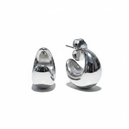 Orecchini Tempo A Tempo Shelly a mezzaluna chunky in acciaio 316L color argento lucido dal design moderno