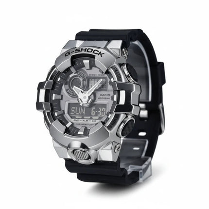 Orologio uomo Tempo A Tempo Casio G-Shock GM-700-1AER con cassa in acciaio argento e cinturino nero ana-digi