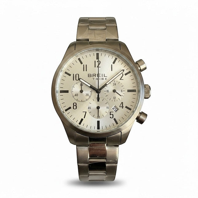 Orologio da uomo Breil Tribe cronografo in acciaio con quadrante silver, datario e bracciale in acciaio.