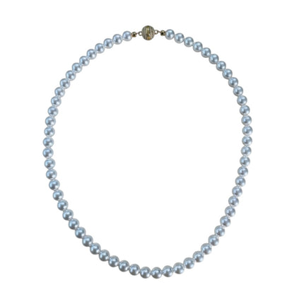 Tempo A Tempo Shelly pearl necklace with magnetic clasp and zircon details. Elegant, classic, and versatile.