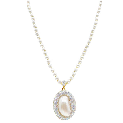 Tempo A Tempo Shelly pearl necklace with an oval rhinestone pendant on a 50cm chain