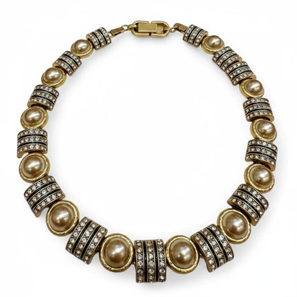 Tempo A Tempo Shelly vintage style necklace featuring alternating gold-tone pearls and sparkling crystal-encrusted links.