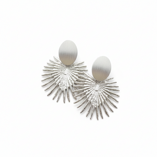 Tempo A Tempo silver stainless steel sunburst radial earrings, 5.5 cm, modern design with oval base and fan pendant.